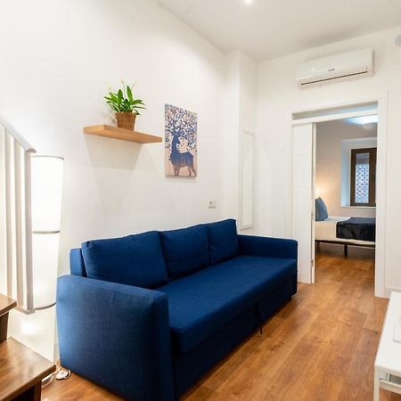 Holi-Rent Gonzalez Cuadrado Apartment Sevilla Bagian luar foto