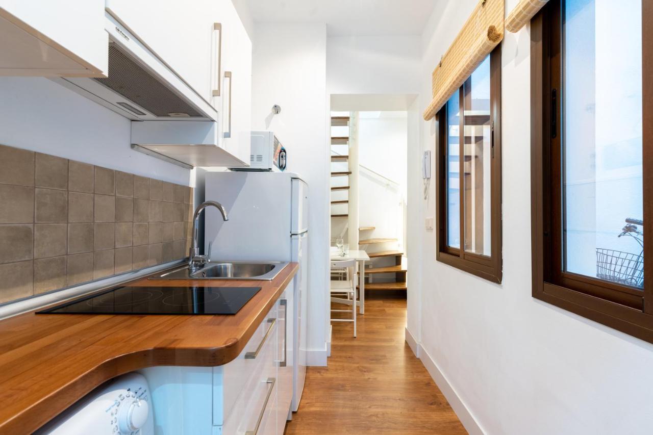 Holi-Rent Gonzalez Cuadrado Apartment Sevilla Bagian luar foto