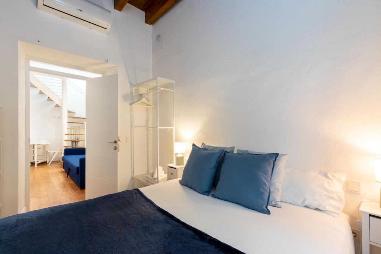 Holi-Rent Gonzalez Cuadrado Apartment Sevilla Bagian luar foto